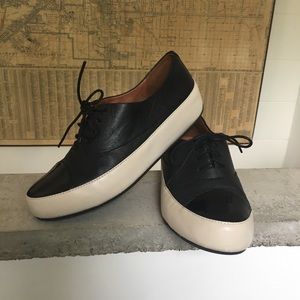FitFlop Oxfords
